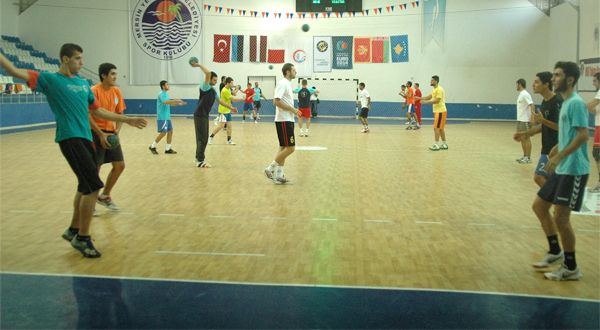 Mersin Hentbol'da hazrlklar sryor